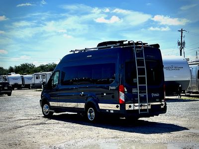 2018 Winnebago Paseo - Photo 3