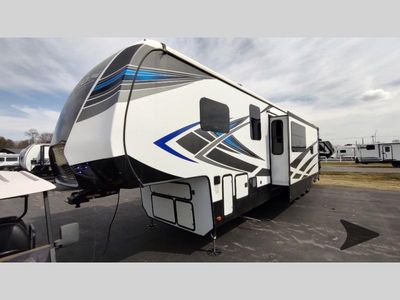 2021 Keystone RV Fuzion - Photo 3