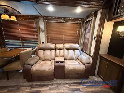 2015 Keystone RV Alpine - Photo 8