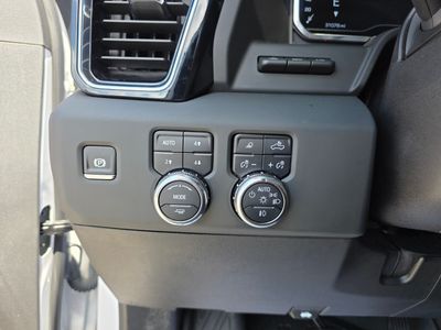 2024 GMC Sierra 2500HD - Photo 25