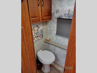 2005 Coachmen RV Sportscoach SRS - Photo 42