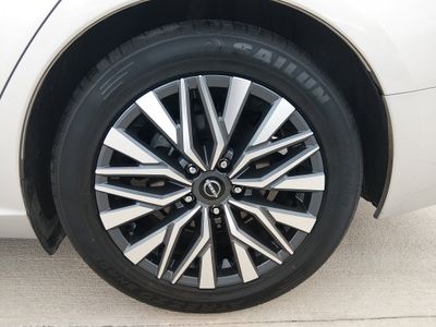 2024 Nissan Altima - Photo 10