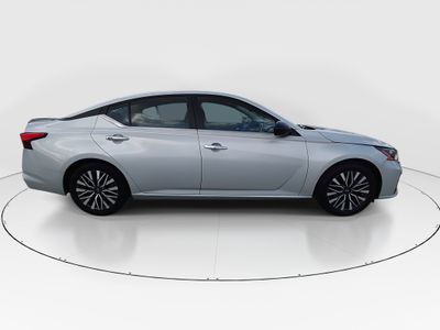 2024 Nissan Altima - Photo 8