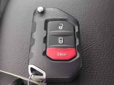 2026 Jeep Wrangler — photo 31 view