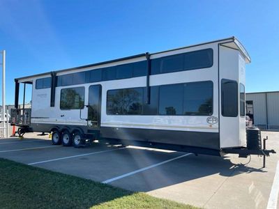 2025 Forest River RV Wildwood Grand Lodge - Photo 1