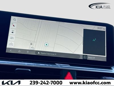 2026 Kia Sorento Hybrid — photo 32 view