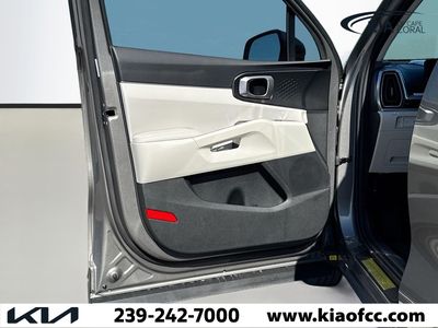 2026 Kia Sorento Hybrid — photo 22 view