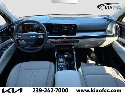 2026 Kia Sorento Hybrid — photo 16 view