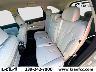 2026 Kia Sorento Hybrid — photo 21 view