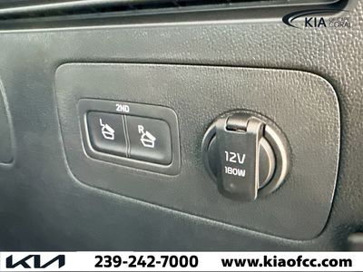 2026 Kia Sorento Hybrid — photo 12 view