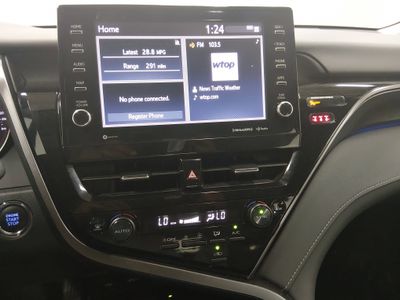 2024 Toyota Camry - Photo 13