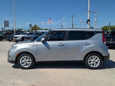 2022 Kia Soul - Photo 2