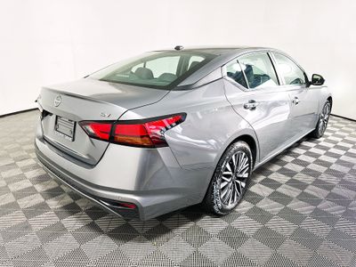 2024 Nissan Altima - Photo 3