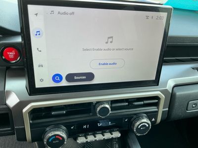 2024 Toyota Tacoma - Photo 11
