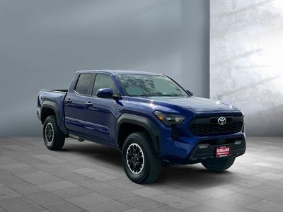 2024 Toyota Tacoma - Photo 8