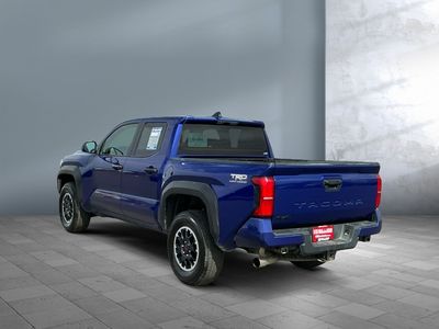 2024 Toyota Tacoma - Photo 4