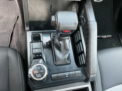 2024 Toyota Tacoma - Photo 12