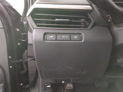 2025 Nissan Altima — photo 13 view