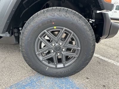 2026 Jeep Wrangler — photo 13 view