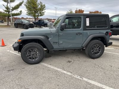 2026 Jeep Wrangler — photo 11 view