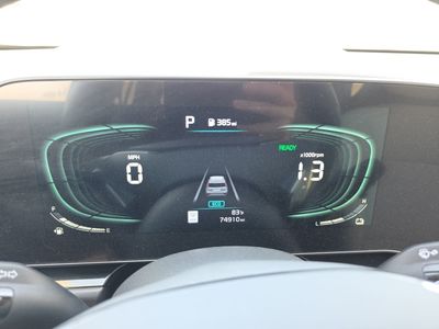 2023 Kia Niro — photo 10 view