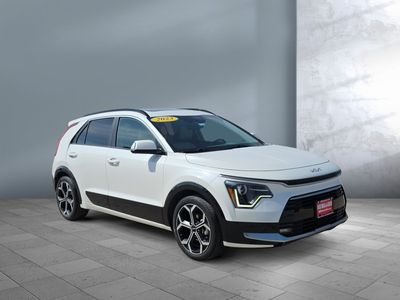 2023 Kia Niro — photo 8 view