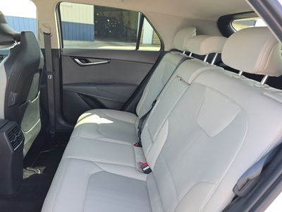 2023 Kia Niro — photo 18 view