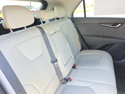 2023 Kia Niro — photo 14 view