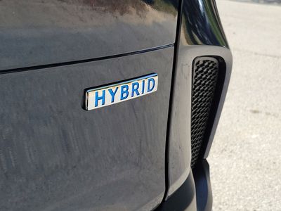 2026 Mazda CX-50 Hybrid - Photo 9