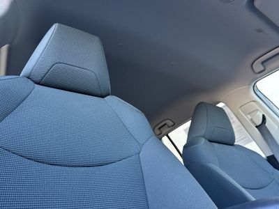 2023 Toyota RAV4 - Photo 18