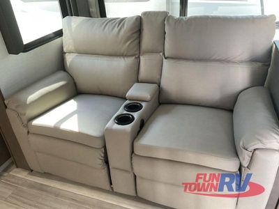 2026 Keystone RV Cougar Half-Ton — photo 28 view