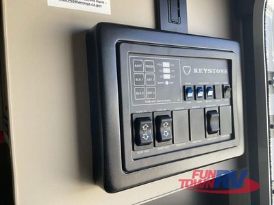 2026 Keystone RV Cougar Half-Ton — photo 32 view