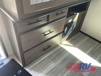 2026 Keystone RV Cougar Half-Ton — photo 43 view