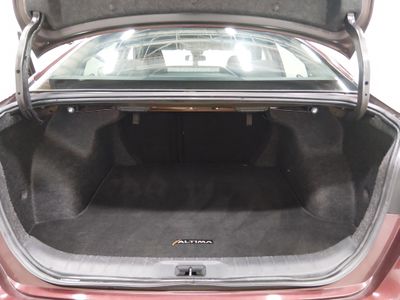 2024 Nissan Altima — photo 11 view