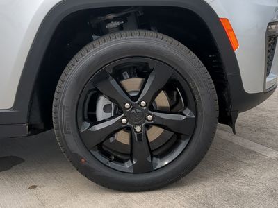 2026 Jeep Grand Cherokee - Photo 11