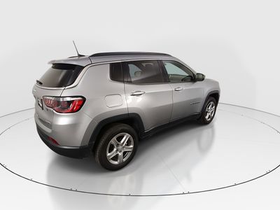 2024 Jeep Compass — photo 7 view
