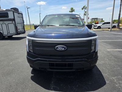 2025 Ford F-150 Lightning - Photo 3