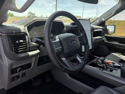 2025 Ford F-150 Lightning - Photo 12