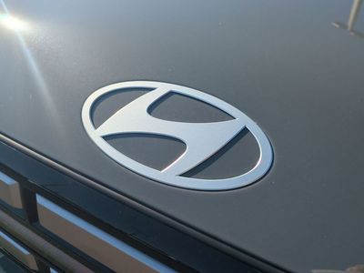 2026 Hyundai SANTA FE HYBRID — photo 13 view