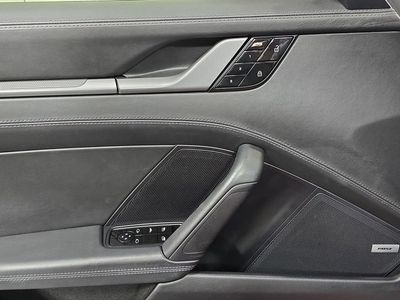 2020 Porsche 911 - Photo 22