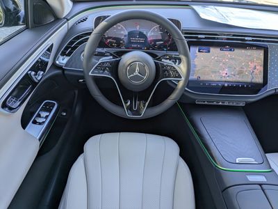 2026 Mercedes-Benz E-Class - Photo 16
