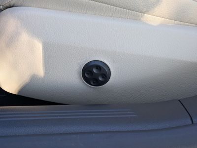 2026 Mercedes-Benz E-Class - Photo 24