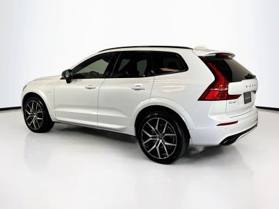 2020 Volvo XC60 - Photo 3