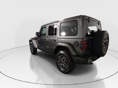2025 Jeep Wrangler — detail view