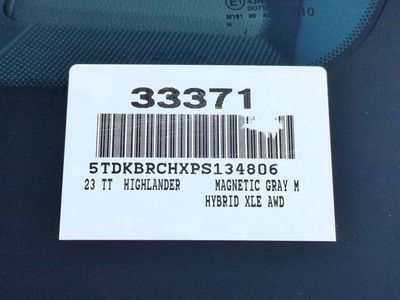 2023 Toyota Highlander Hybrid — photo 19 view