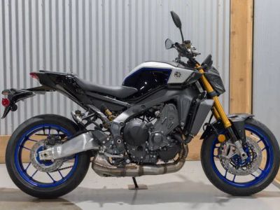 2026 Yamaha MT-09 SP — front three-quarter view