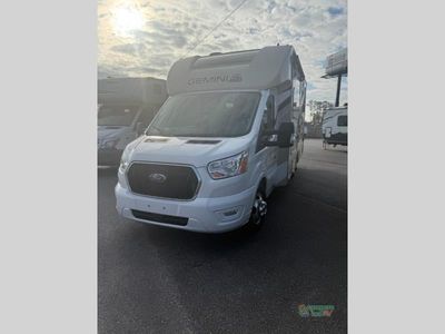 2021 Thor Motor Coach Gemini - Photo 1