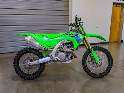 2026 Kawasaki KX450 - Photo 6