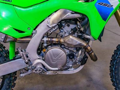 2026 Kawasaki KX450 - Photo 11