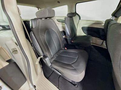 2022 Chrysler Voyager - Photo 31